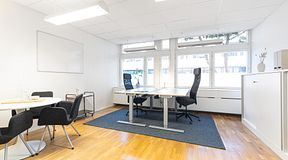 room-https://storage.googleapis.com/yta-storage/file_uploads/image/serviced_office_room/2021-04-12/Rum434-435.jpg-0