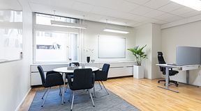 room-https://storage.googleapis.com/yta-storage/file_uploads/image/serviced_office_room/2021-04-12/Rum441%281%29.jpg-1