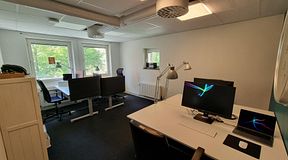 room-https://storage.googleapis.com/yta-storage/file_uploads/image/serviced_office_room/2024-09-23/rum%2012.jpg-0