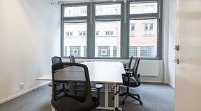 room-https://storage.googleapis.com/yta-storage/file_uploads/image/serviced_office_room/2025-06-26/3008.jpg-1