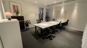 room-https://storage.googleapis.com/yta-storage/file_uploads/image/serviced_office_room/2025-12-10/K60-119-2.png-1