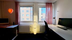 room-https://storage.googleapis.com/yta-storage/file_uploads/image/serviced_office_room/2026-04-21/unnamed%20%283%29.jpg-0