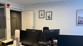 room-https://storage.googleapis.com/yta-storage/file_uploads/image/serviced_office_room/2026-04-28/IMG_8739%202.jpeg-2